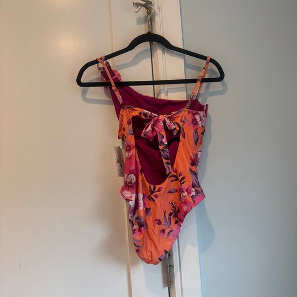 Becca by Rebecca Virtue Full Bloom Arabella Asymmetrical One-Piece Multi S NWT - Picture 12 of 16